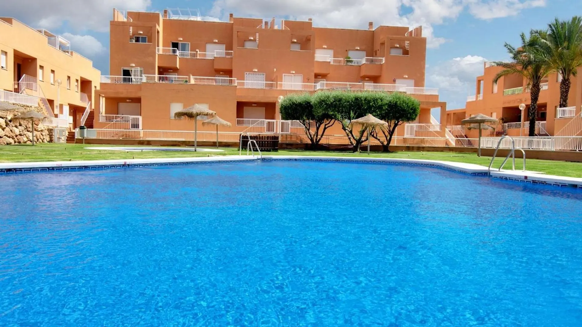 Seaside Apartment In Mojacar + Pool